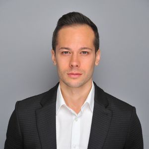 Meet your Posher, Den